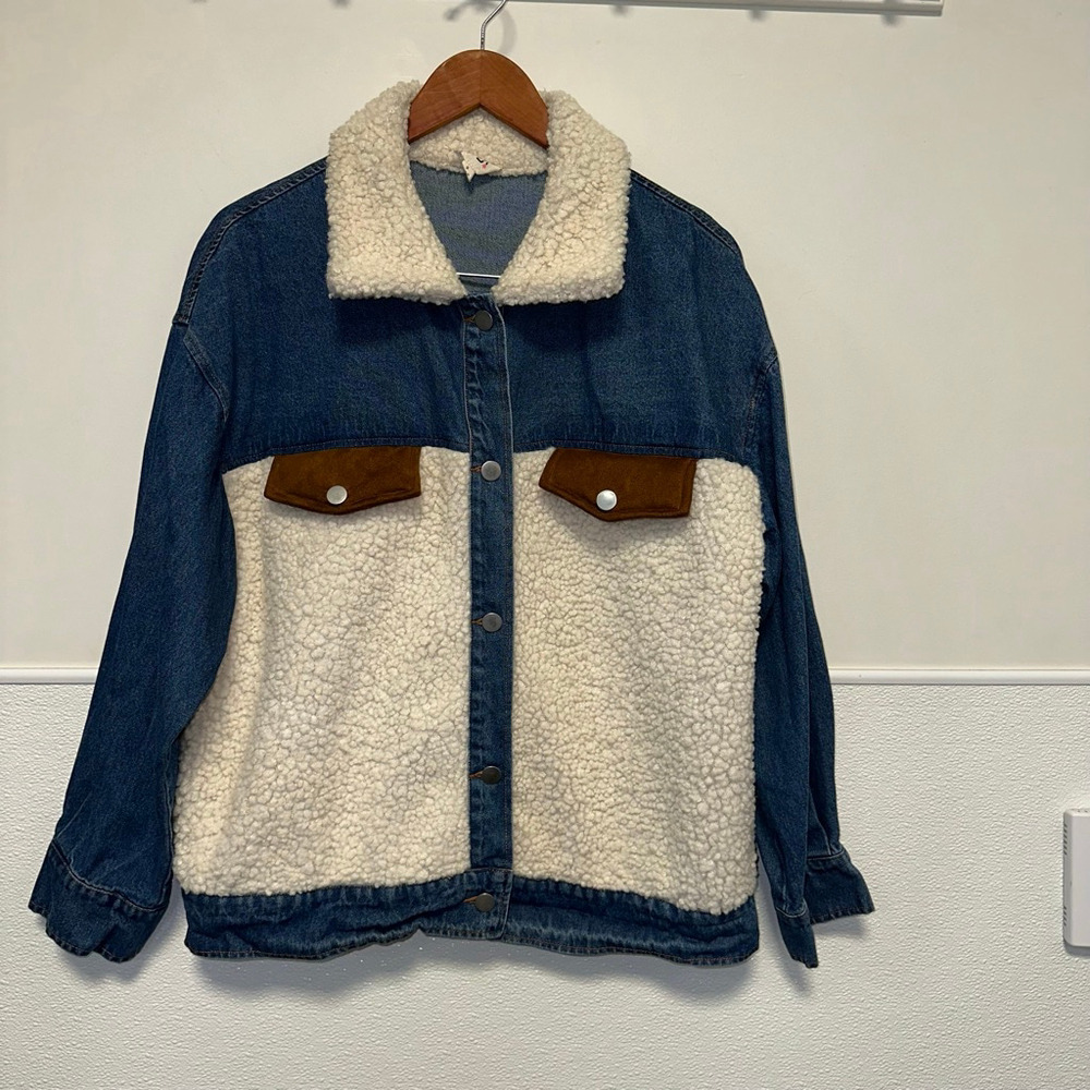 BiBi Women’s Blue Denim & Cream Sherpa Jean Jacket Size Small - Picture 12 of 16